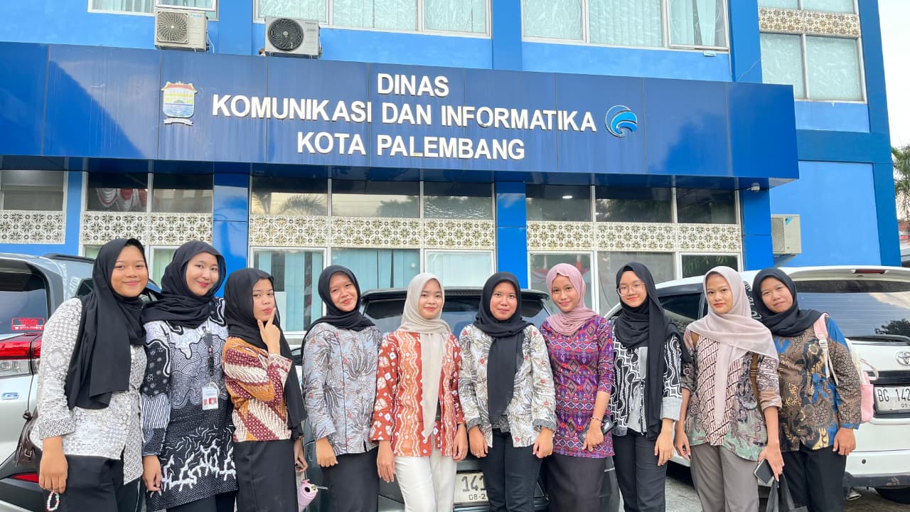 Suasana Ruang Kerja e-Government
